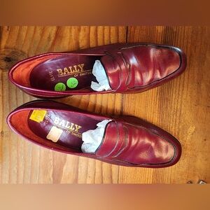 Bally Of Switzerland Men's Burgundy Leather Loafers